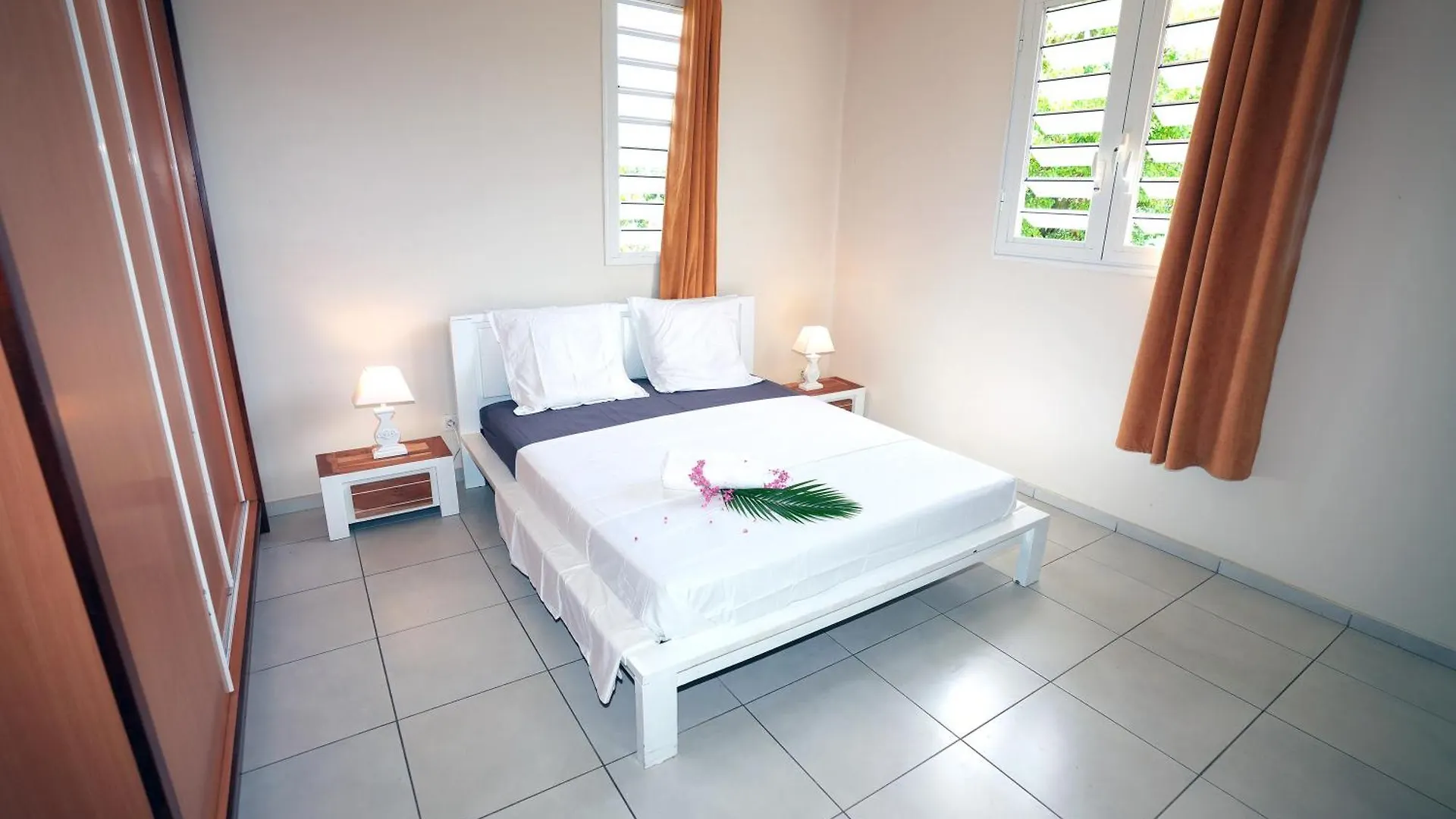 Villa Les Fioretti, 4 Chambres Climatisees Et Piscine A Fort De France, Ecoresponsable Holiday home Fort-de-France