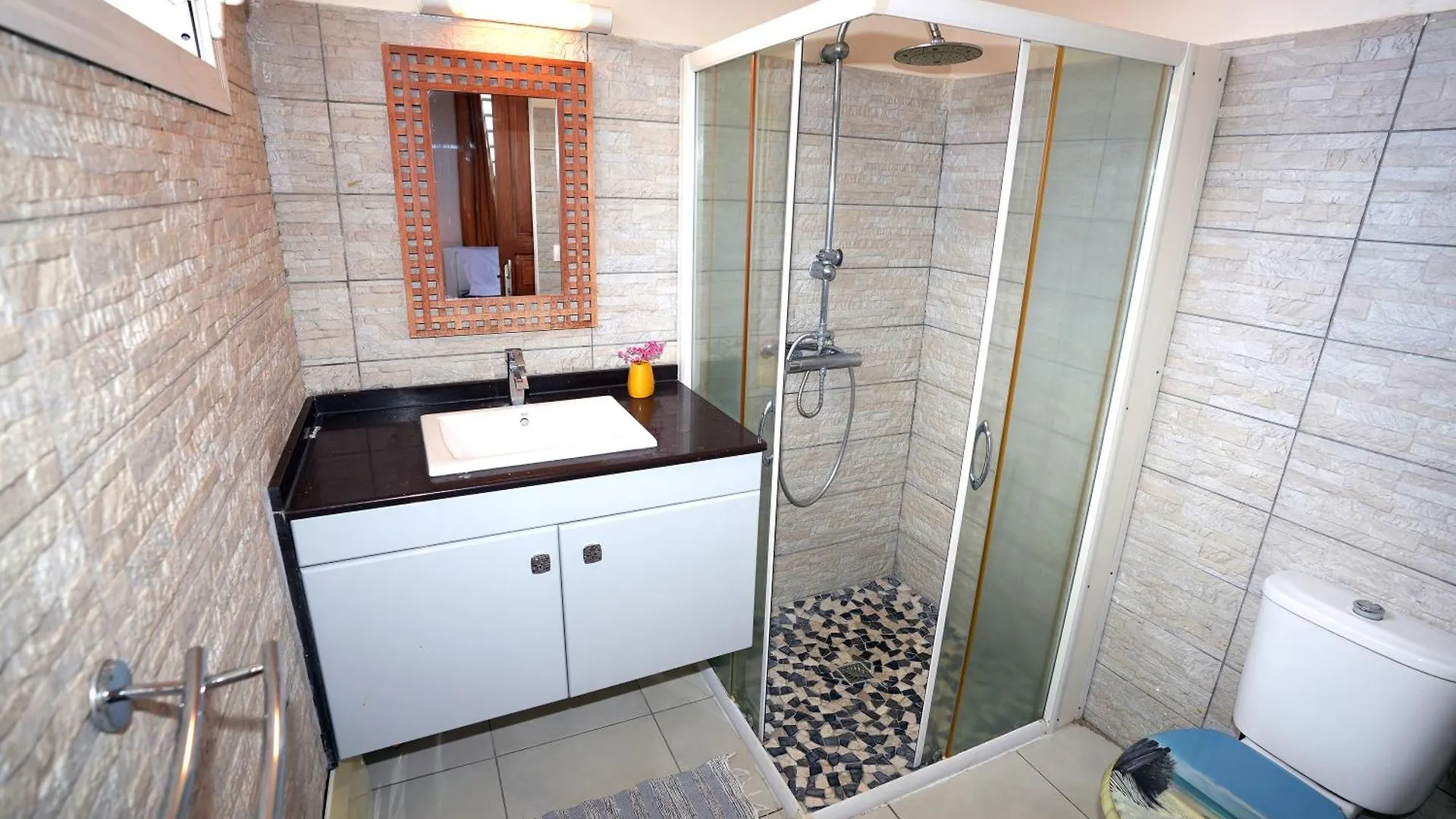 Villa Les Fioretti, 4 Chambres Climatisees Et Piscine A Fort De France, Ecoresponsable 0*, Fort-de-France Martinique